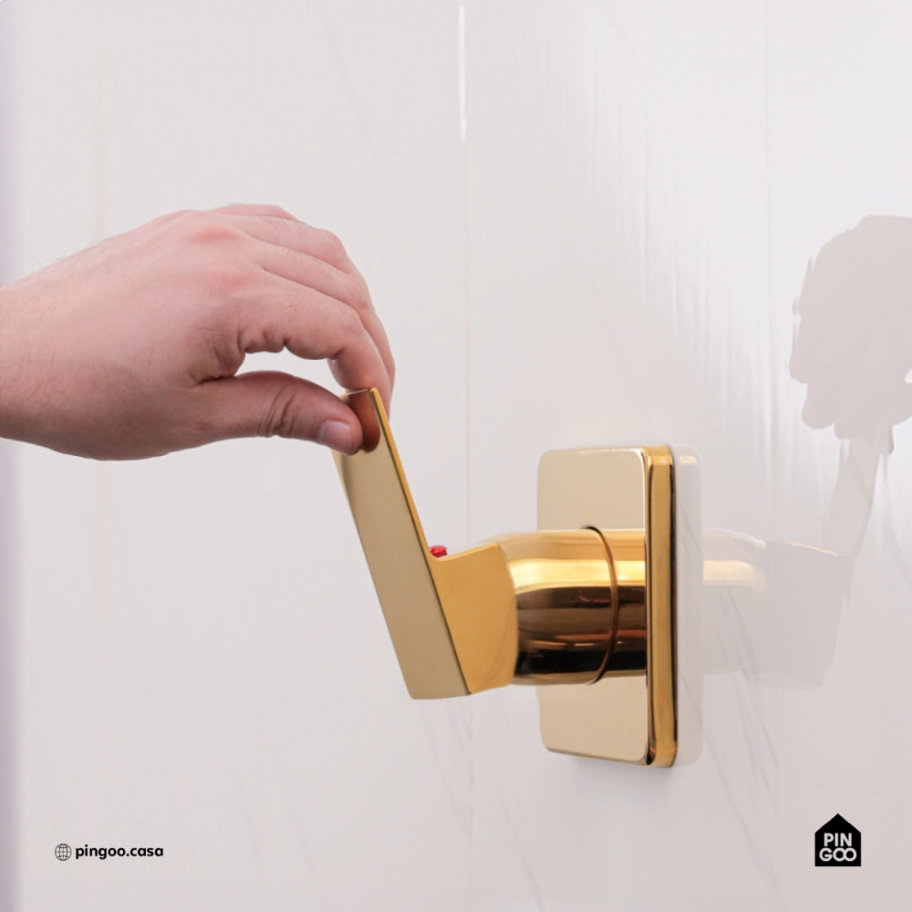 Acabamento de Misturador Monocomando Quadrado para Banheiro Oiapoque Pingoo.casa - Dourado