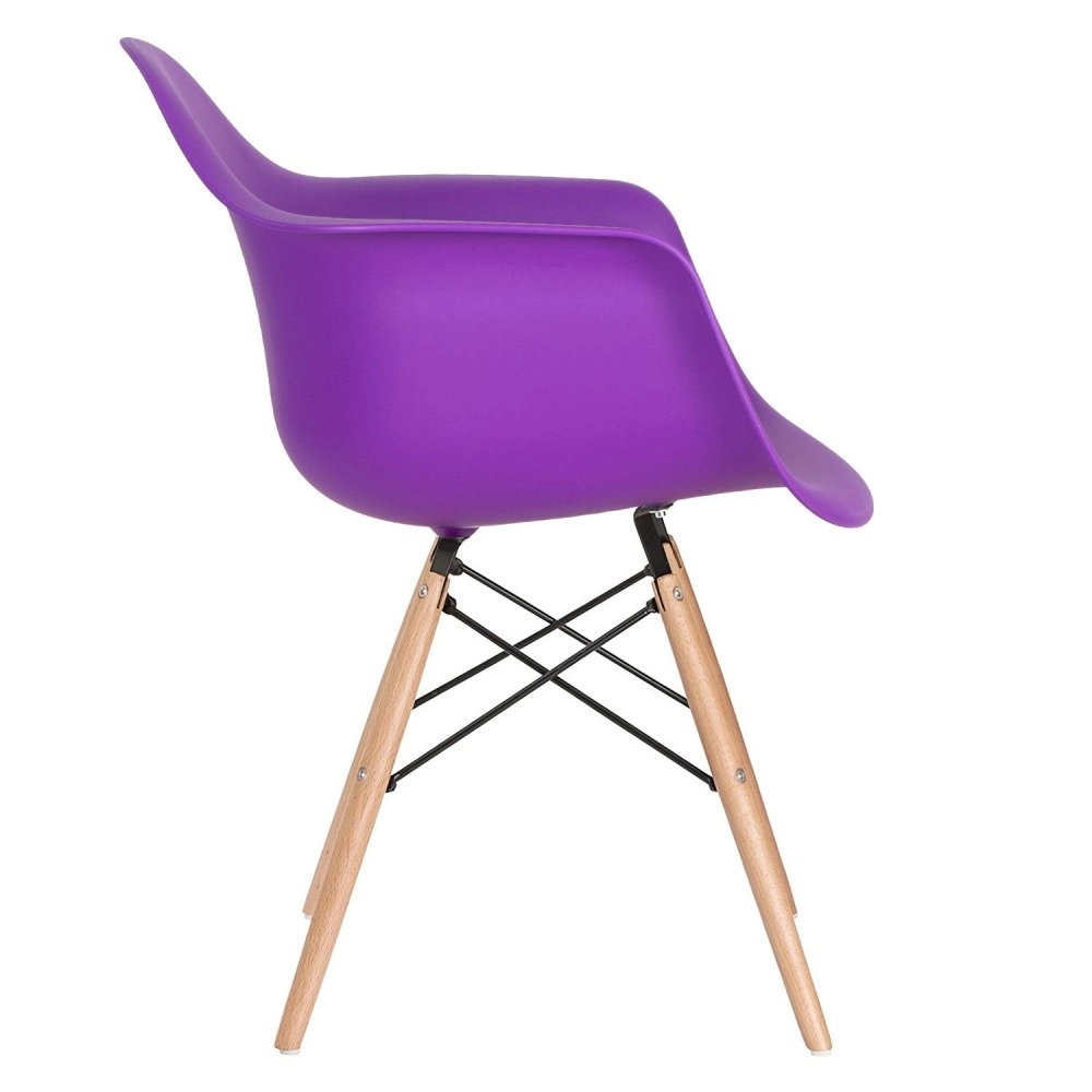 Conjunto 2 x cadeiras Eames Daw com braços + 6 cadeiras Eiffel Dsw - Roxo Conjunto 2 x cadeiras Eames Daw com braços + 6 cadeiras Eiffel Dsw - Roxo