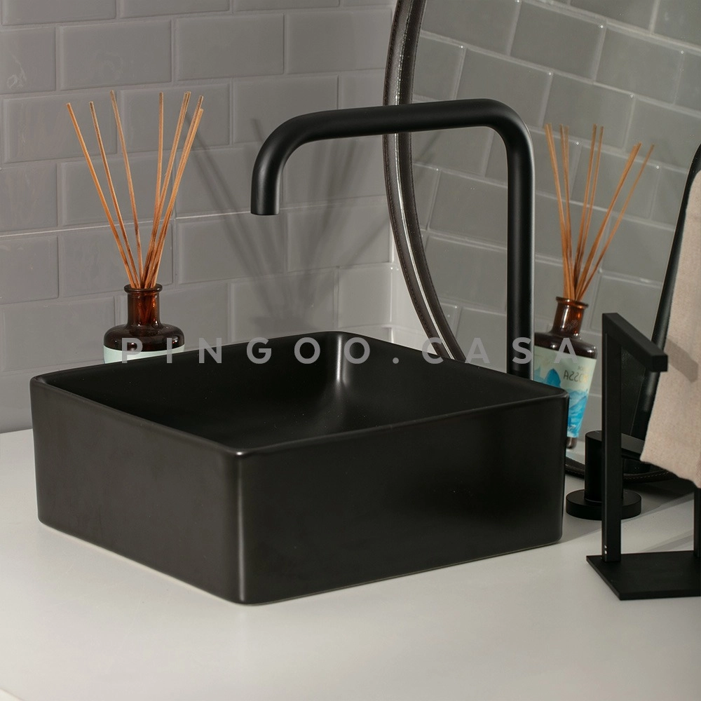 Cuba de Apoio Slim Quadrada para Banheiro Louça Cerâmica 31,5x31cm Crisoprásio Preto Fosco Cuba de Apoio Slim Quadrada para Banheiro Louça Cerâmica 31,5x31cm Crisoprásio Preto Fosco
