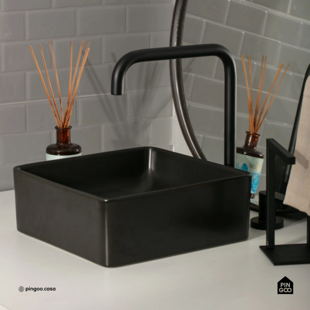 Cuba de Apoio Slim Quadrada para Banheiro Louça Cerâmica Crisoprásio - Preto Fosco Cuba de Apoio Slim Quadrada para Banheiro Louça Cerâmica Crisoprásio - Preto Fosco