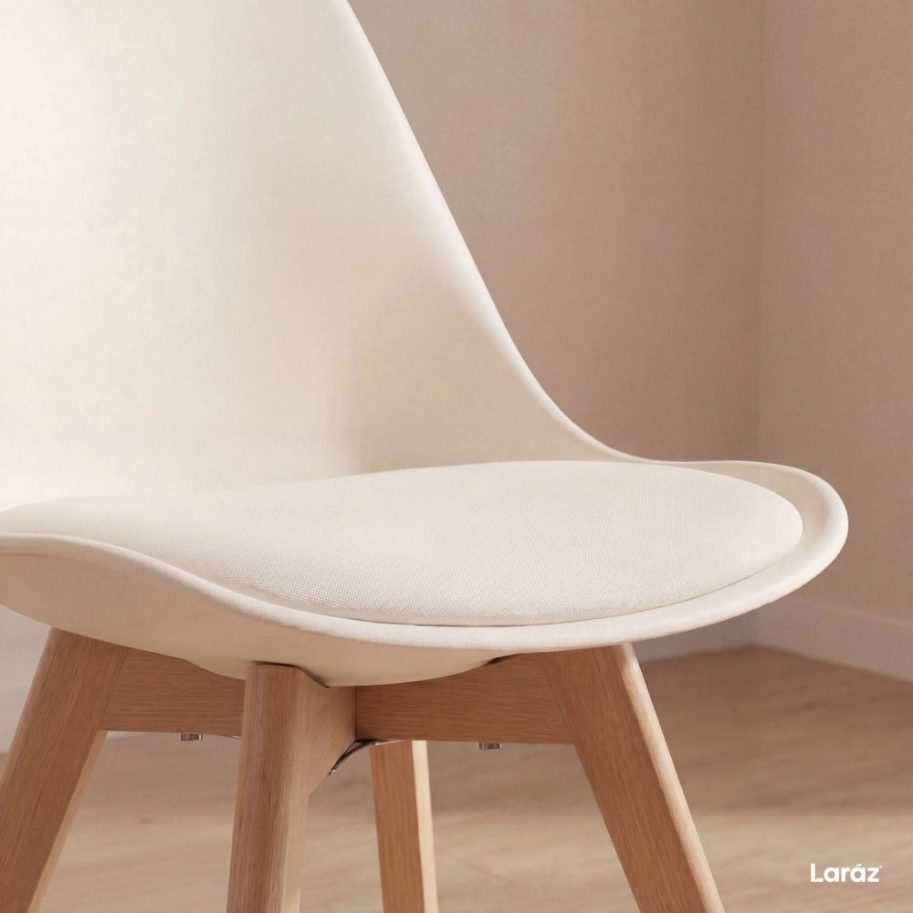 Kit 6 cadeiras de jantar Leda com assento estofado e design moderno – Creme Kit 6 cadeiras de jantar Leda com assento estofado e design moderno – Creme