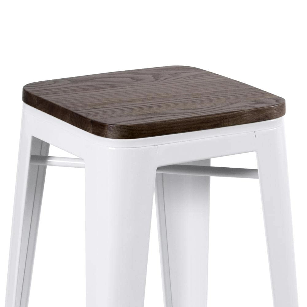 Kit com 2 Banquetas altas Iron Tolix com assento de madeira rústica escura - 76 cm - Branco Kit com 2 Banquetas altas Iron Tolix com assento de madeira rústica escura - 76 cm - Branco