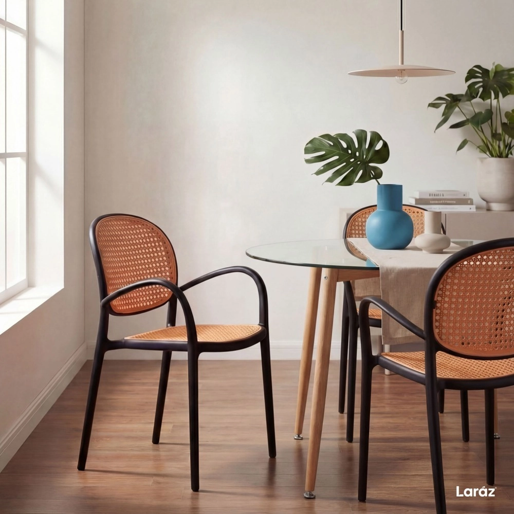 Kit com 2 Cadeiras de jantar Mumbai telinha com braços e design contemporâneo – Preta Kit com 2 Cadeiras de jantar Mumbai telinha com braços e design contemporâneo – Preta
