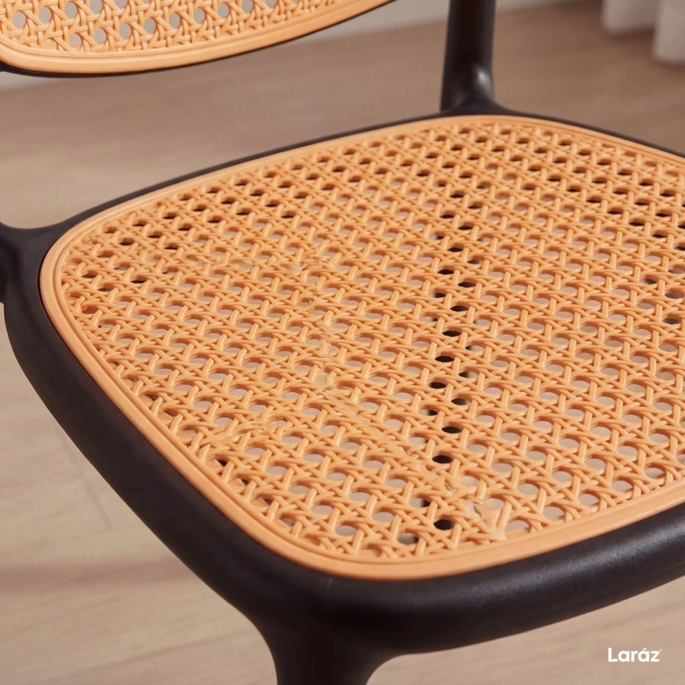 Kit com 6 Cadeiras de jantar Mumbai de telinha com design contemporâneo e assento anatômico – Preta