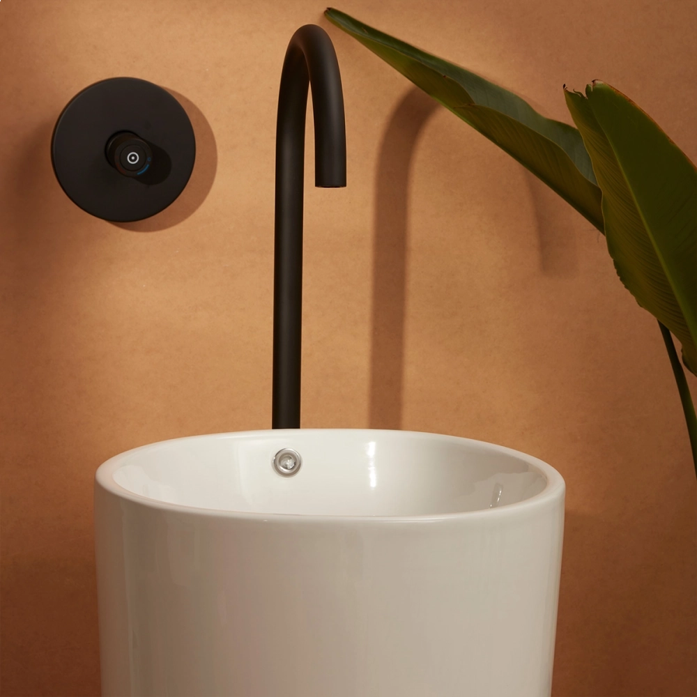 Kit Cuba de Piso para Banheiro Espinélio e Misturador de Piso Timonha - Branco e Preto
