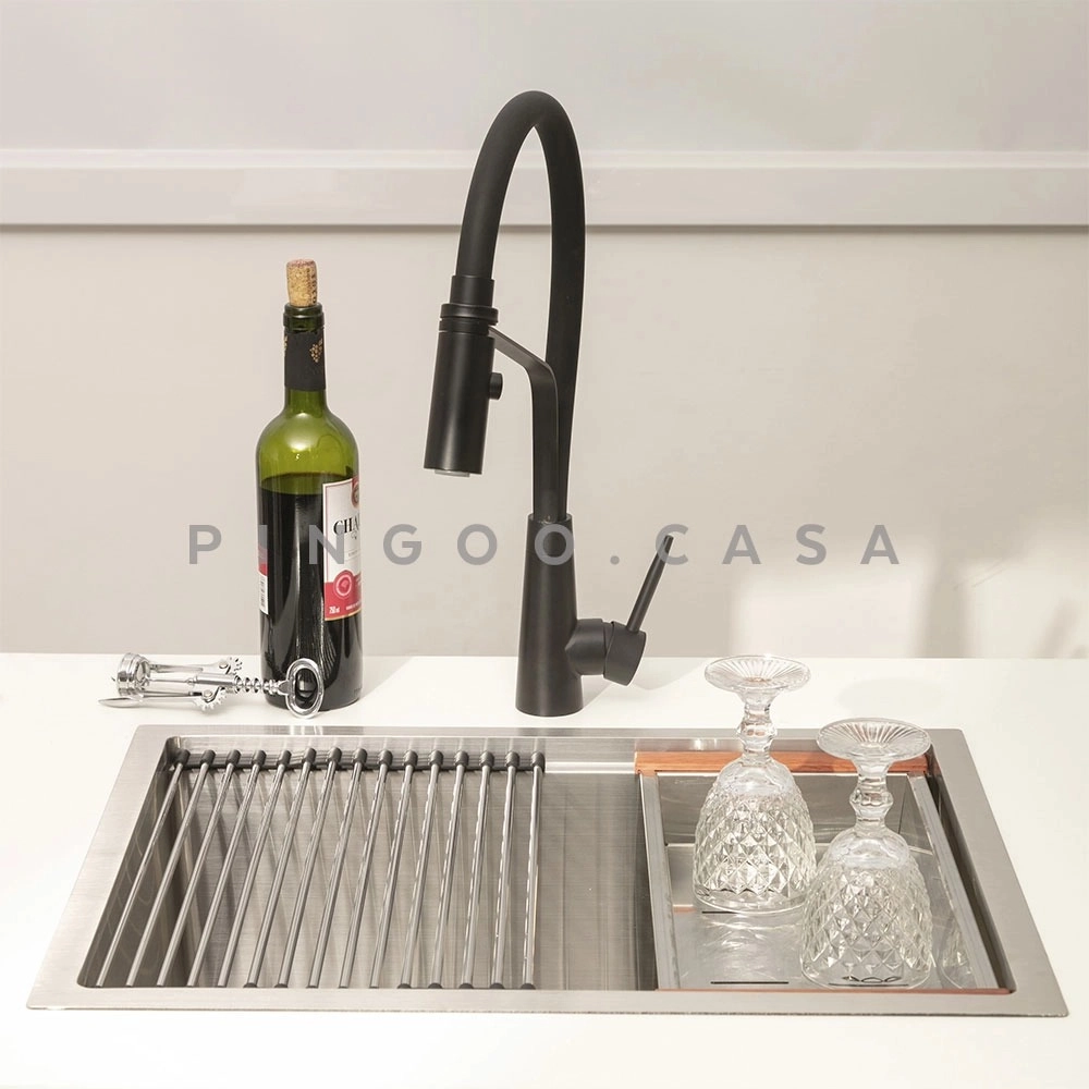 Kit Cuba para Cozinha Gourmet com Acessórios Aruá e Torneira para Cozinha Misturador Monocomando Iriri - Prata