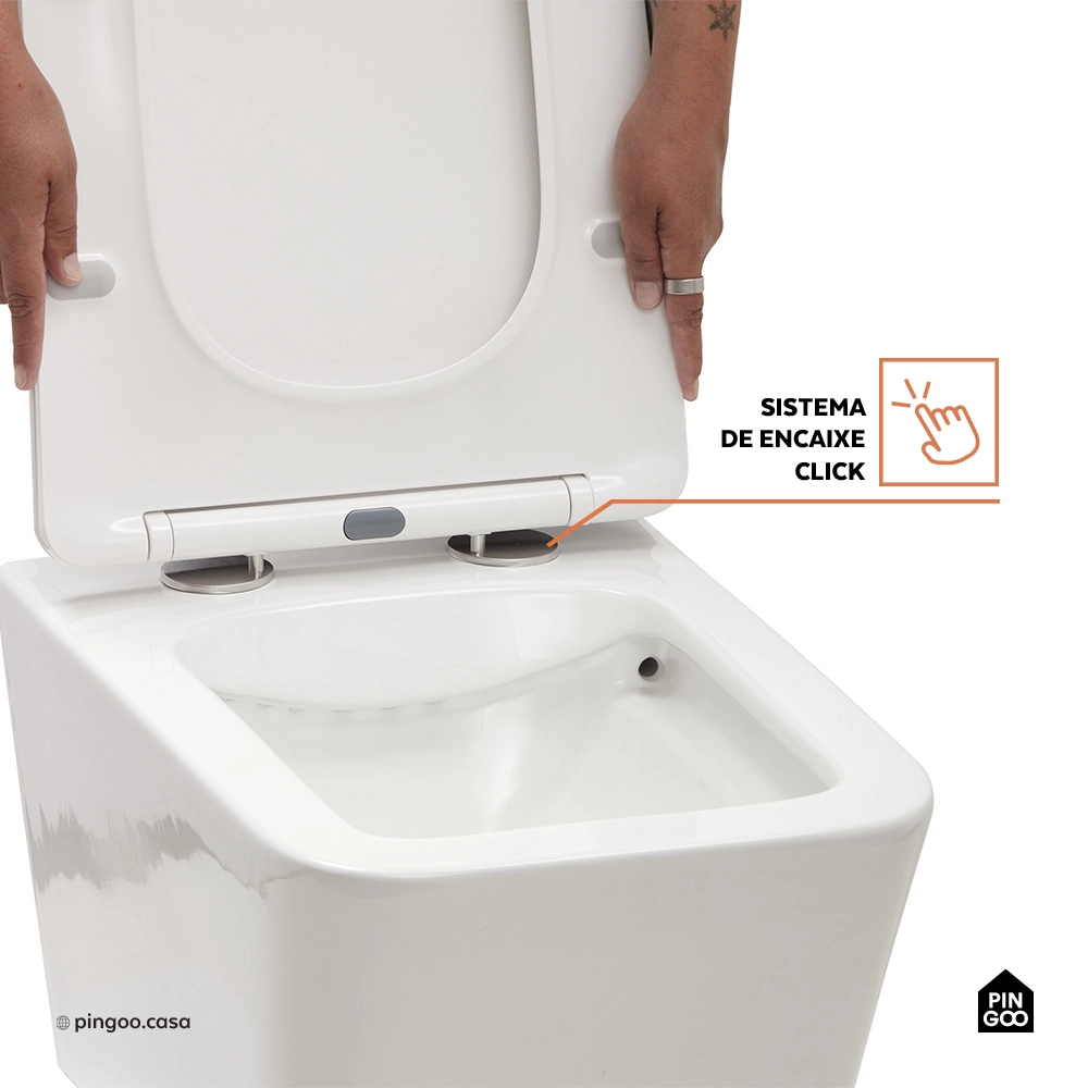 Kit Vaso Sanitário Suspenso Saída Horizontal Esmeralda e Ducha Manual Jacuí Pingoo.casa - Branco e Prata Kit Vaso Sanitário Suspenso Saída Horizontal Esmeralda e Ducha Manual Jacuí Pingoo.casa - Branco e Prata