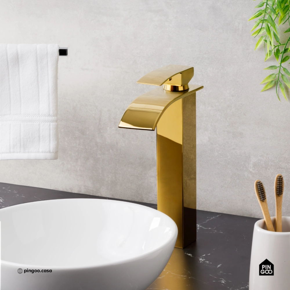 Torneira para Banheiro Cascata Misturador Monocomando Alta paraná Dourado