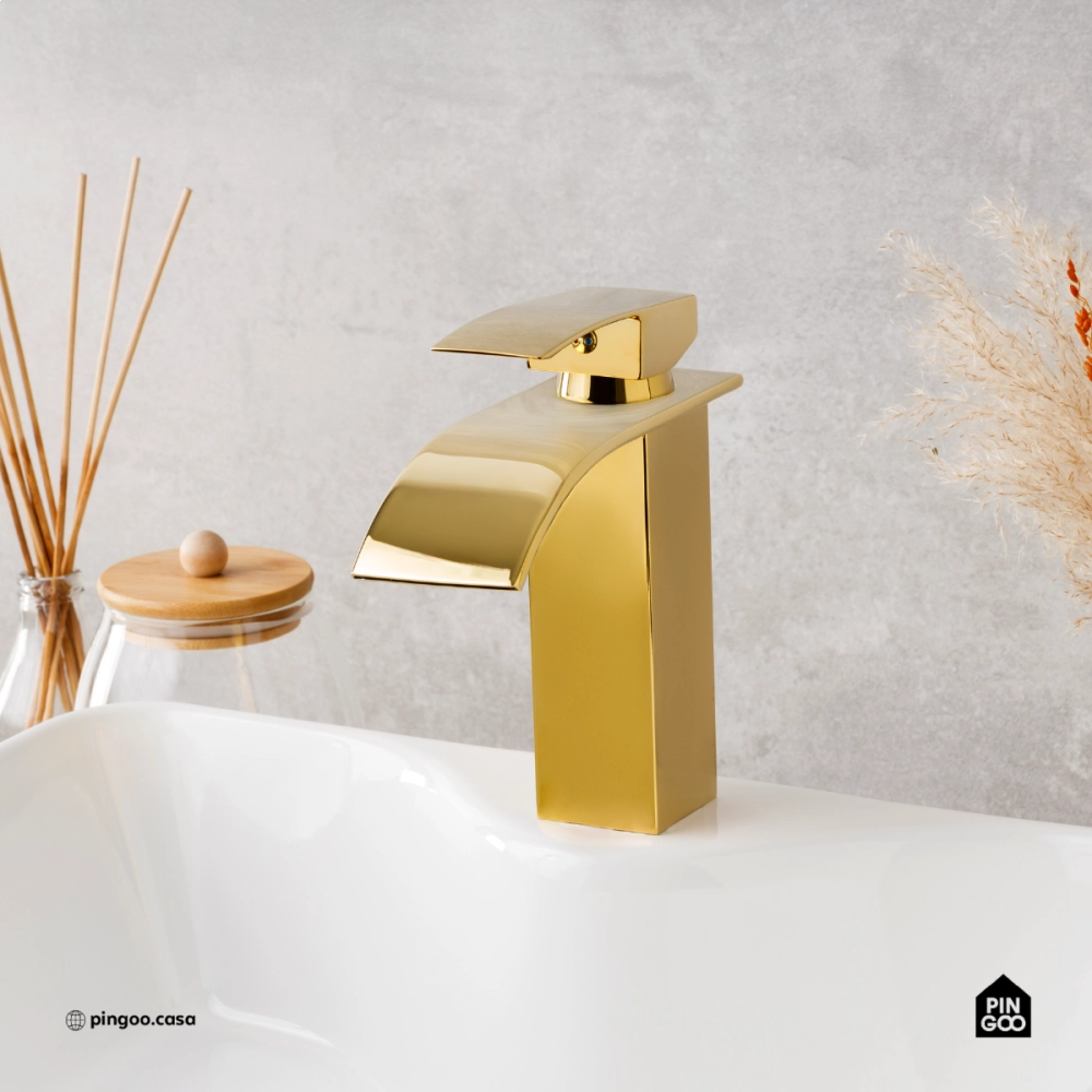 Torneira para Banheiro Cascata Misturador Monocomando Baixa paraná Dourado Torneira para Banheiro Cascata Misturador Monocomando Baixa paraná Dourado