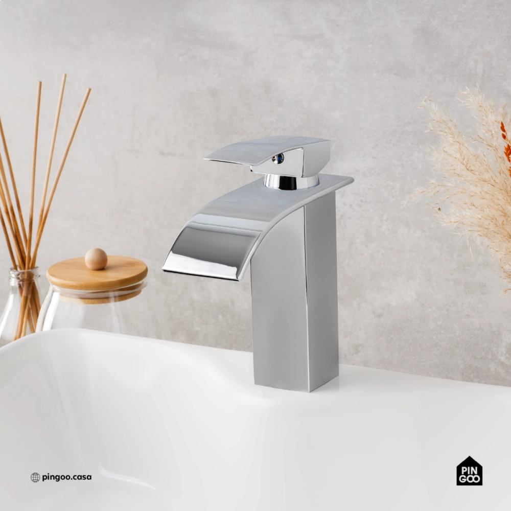 Torneira para Banheiro Cascata Misturador Monocomando Baixa Paraná Prata Torneira para Banheiro Cascata Misturador Monocomando Baixa Paraná Prata