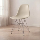 Cadeira de jantar Charles Eames Eiffel DKR em Polipropileno - Nude