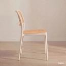 Cadeira de jantar Maya com design moderno e assento confortável - Branco