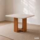 Conjunto Sala de Jantar Mesa Quadrada Marselha com 4 Cadeiras Estofadas Nice Laráz