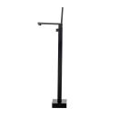 Kit Banheira de Imersão Acrílico 170 cm Rubi e Misturador de Piso Monocomando - Branco e Preto