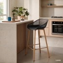 Kit com 6 Banquetas altas para bancada Clarice Cloe com base de metal - Preto